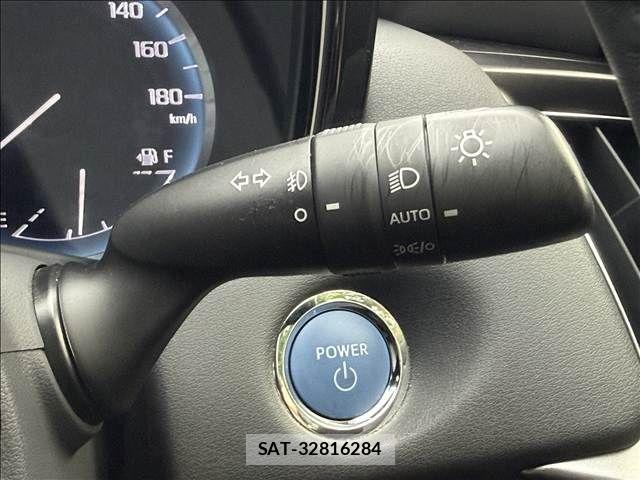 Toyota CROWN SEDAN 2021-11 6715929-27