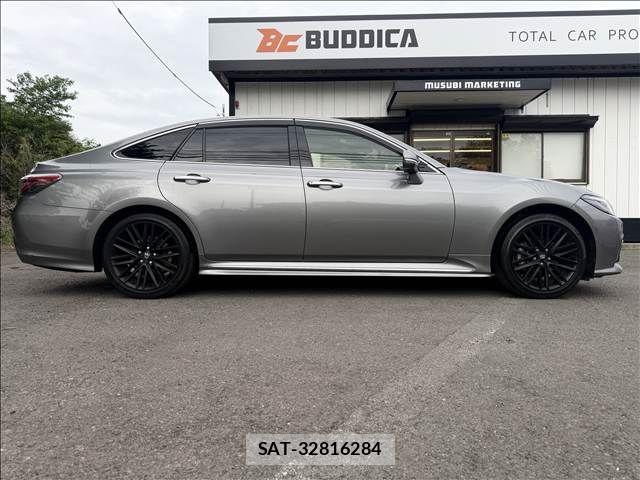 Toyota CROWN SEDAN 2021-11 6715929-6