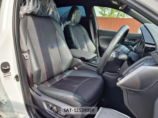 Toyota CROWN SEDAN 2021-01 6715921-11