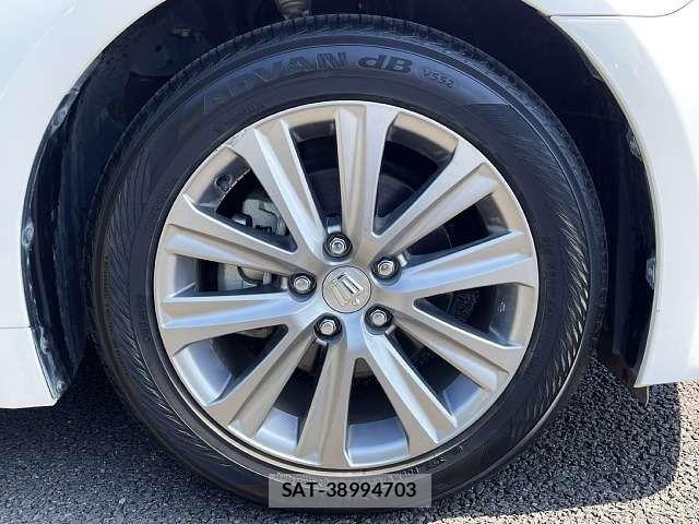 Toyota CROWN SEDAN 2016-04 6715935-3