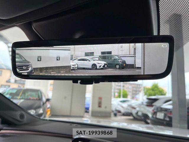 Toyota CROWN SEDAN 2024-11 6715920-5