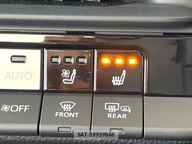 Toyota CROWN SEDAN 2024-11 6715920-7