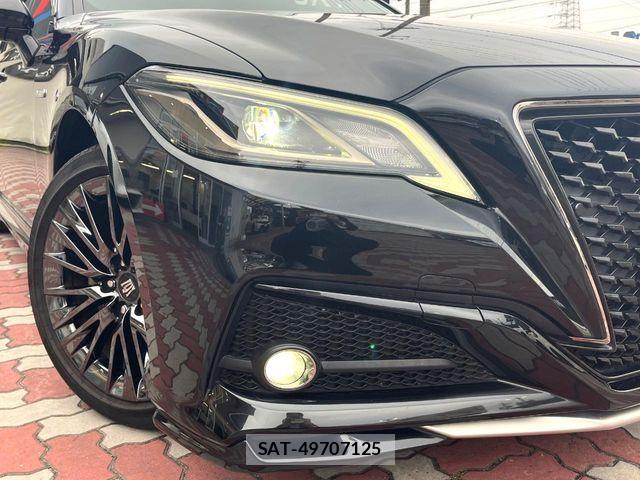 Toyota CROWN SEDAN 2020-02 6715932-11