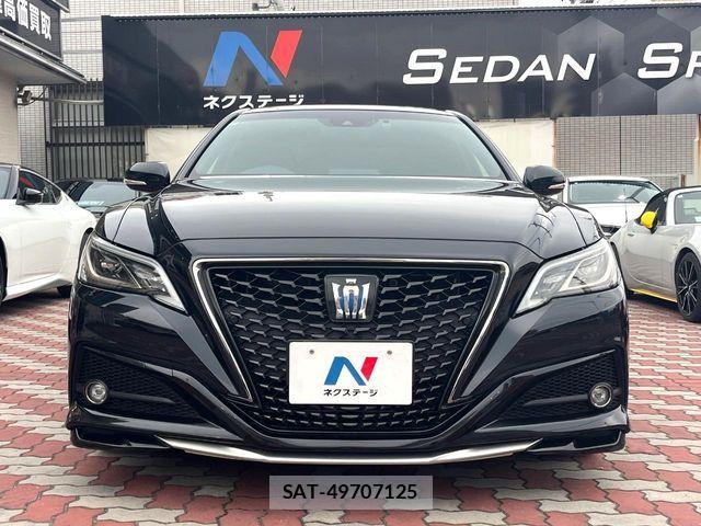 Toyota CROWN SEDAN 2020-02 6715932-13