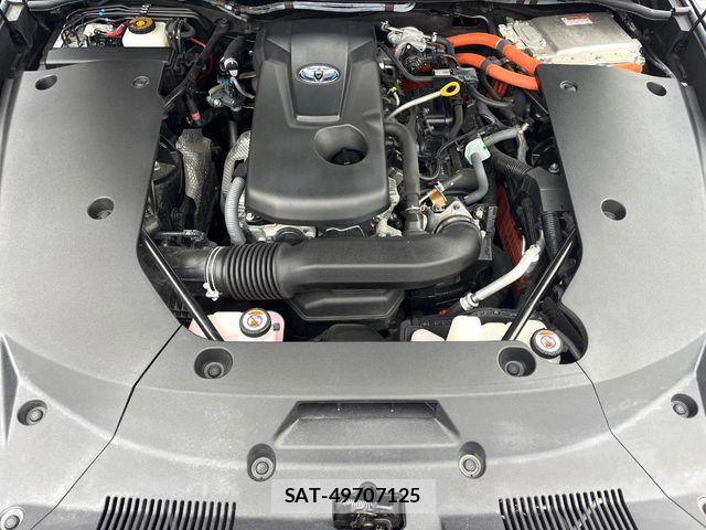 Toyota CROWN SEDAN 2020-02 6715932-17