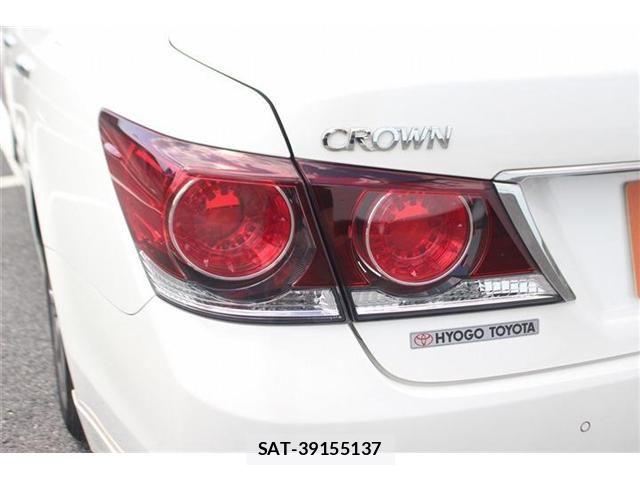 Toyota CROWN SEDAN 2016-04 6751139-19