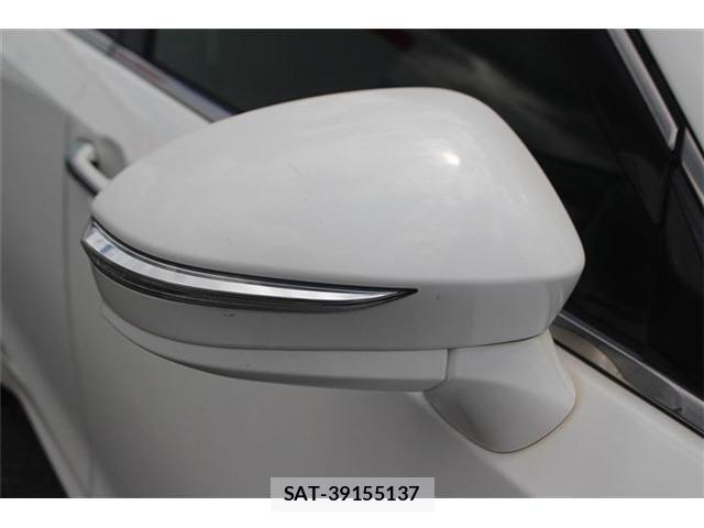 Toyota CROWN SEDAN 2016-04 6751139-20