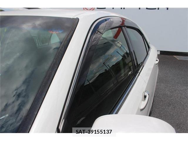 Toyota CROWN SEDAN 2016-04 6751139-23