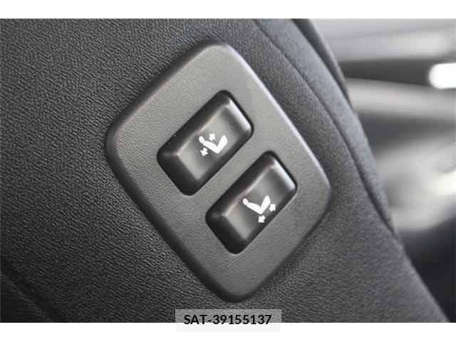Toyota CROWN SEDAN 2016-04 6751139-5