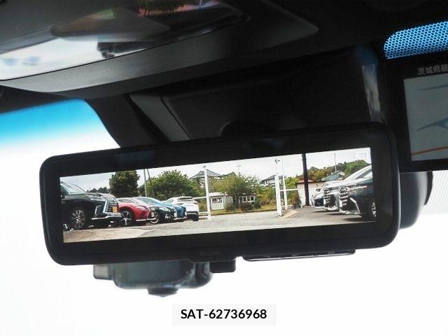 Toyota CROWN SEDAN 2022-03 6751126-21