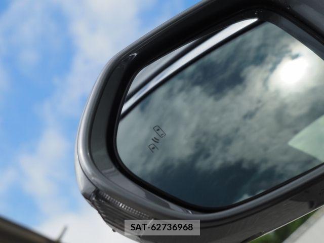 Toyota CROWN SEDAN 2022-03 6751126-22