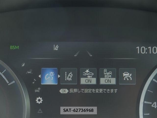 Toyota CROWN SEDAN 2022-03 6751126-24