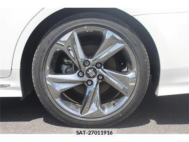 Toyota CROWN SEDAN 2018-10 6751136-12