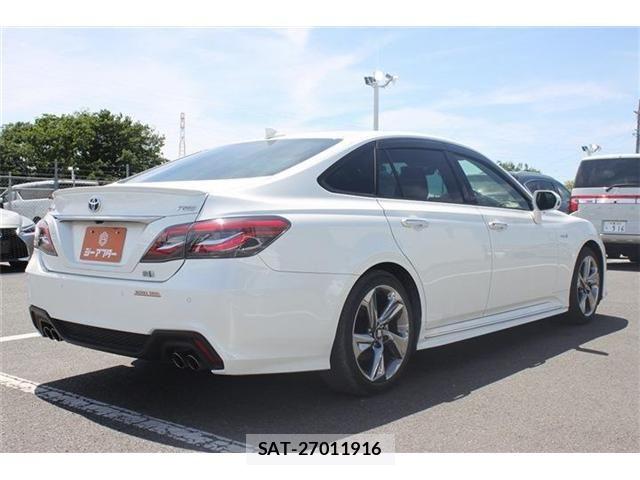 Toyota CROWN SEDAN 2018-10 6751136-24