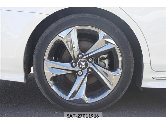 Toyota CROWN SEDAN 2018-10 6751136-28