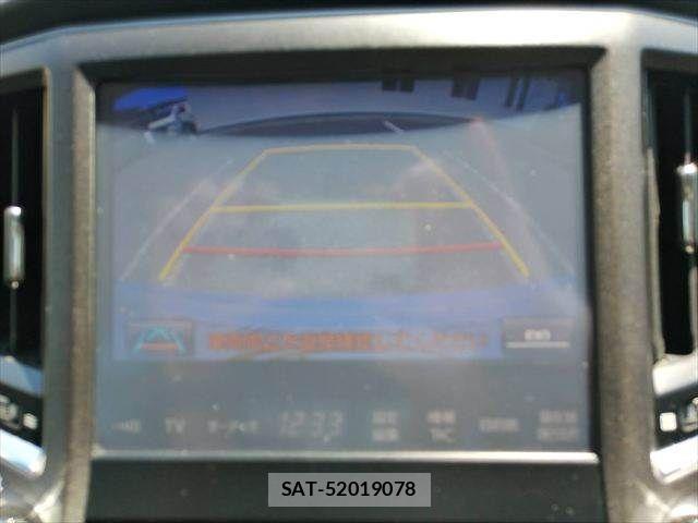 Toyota CROWN SEDAN 2015-11 6751138-5