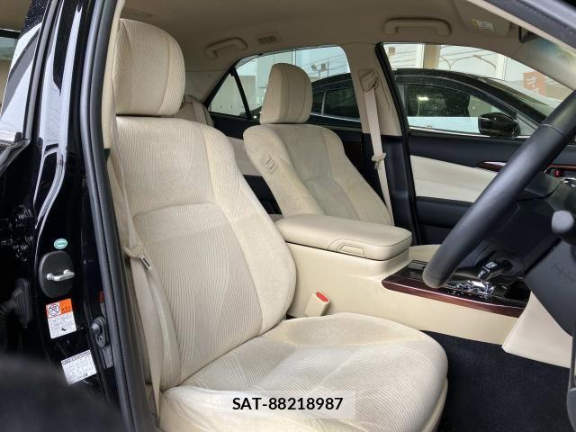 Toyota CROWN SEDAN 2015-09 6790874-14