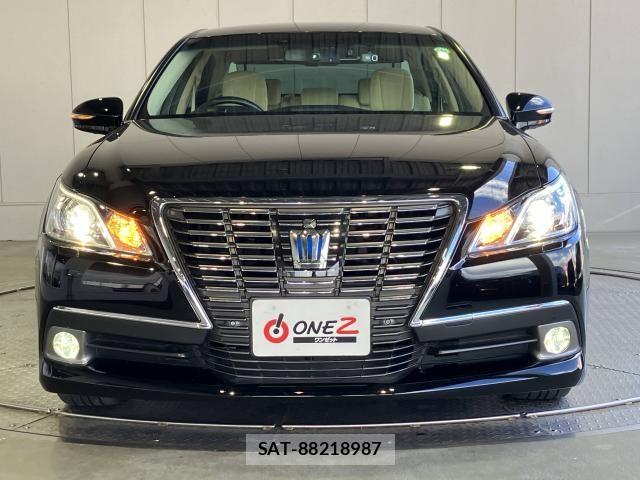 Toyota CROWN SEDAN 2015-09 6790874-24