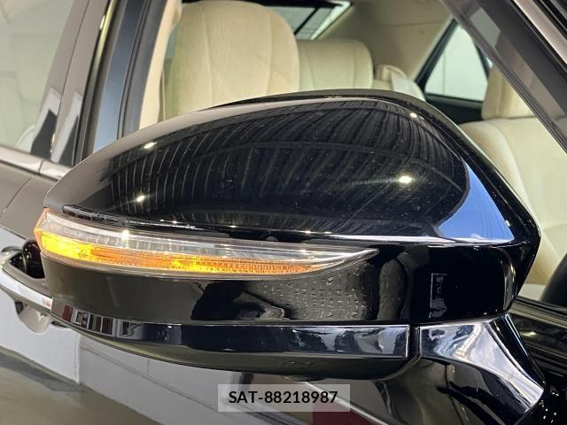 Toyota CROWN SEDAN 2015-09 6790874-4