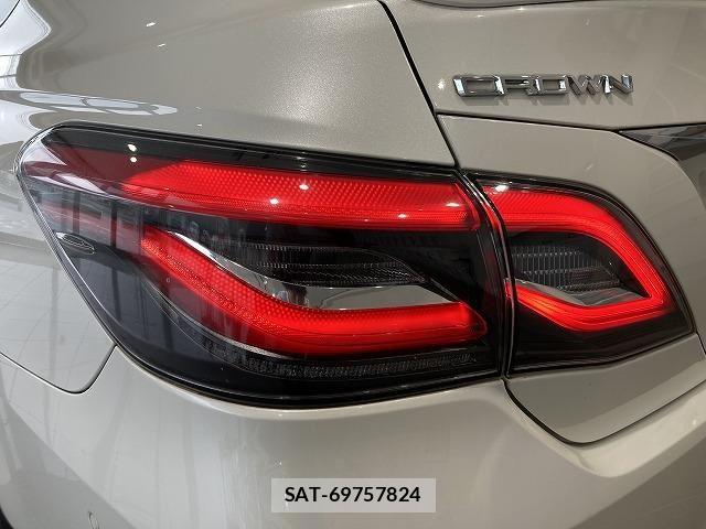 Toyota CROWN SEDAN 2019-01 6790847-9