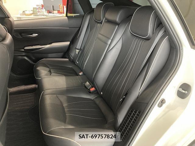 Toyota CROWN SEDAN 2019-01 6790847-20
