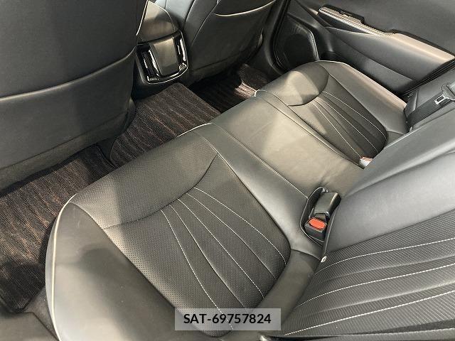 Toyota CROWN SEDAN 2019-01 6790847-21