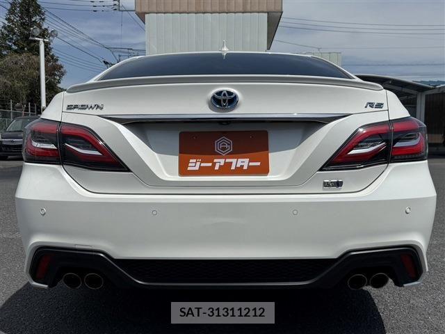 Toyota CROWN SEDAN 2018-06 6790872-9