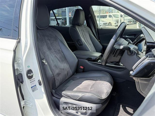Toyota CROWN SEDAN 2018-06 6790872-14