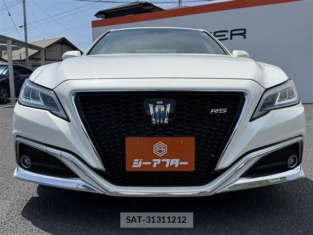 Toyota CROWN SEDAN 2018-06 6790872-7