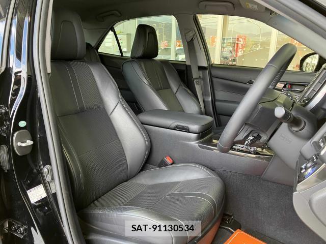 Toyota CROWN SEDAN 2013-02 6790875-13