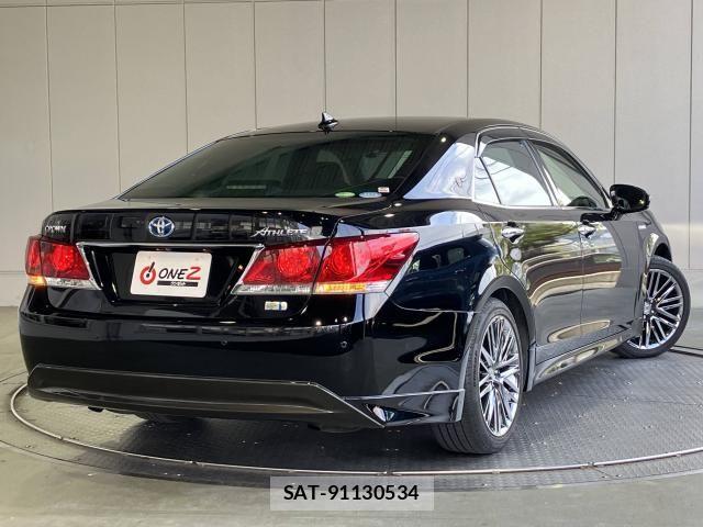 Toyota CROWN SEDAN 2013-02 6790875-1