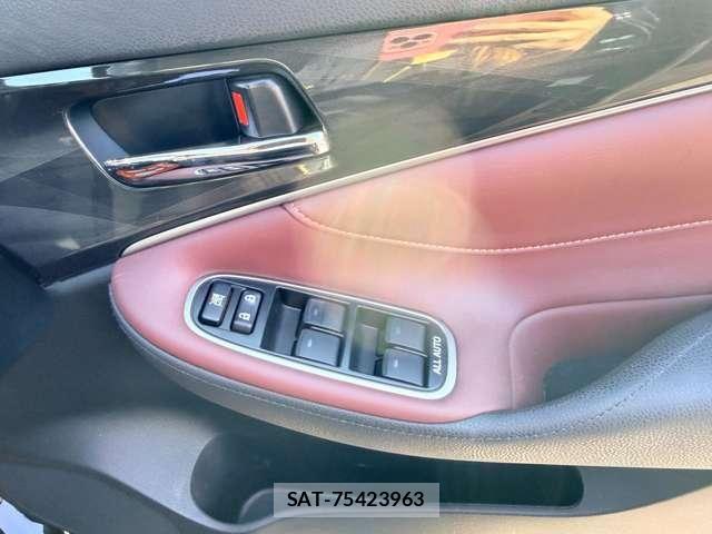 Toyota CROWN SEDAN 2014-03 6790894-19