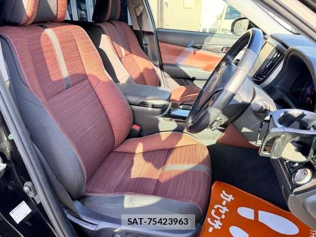 Toyota CROWN SEDAN 2014-03 6790894-25