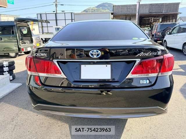 Toyota CROWN SEDAN 2014-03 6790894-5