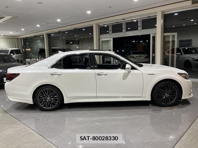 Toyota CROWN SEDAN 2015-02 6790879-6