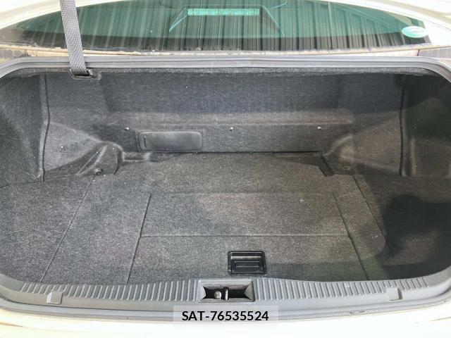 Toyota CROWN SEDAN 2017-02 6790869-18