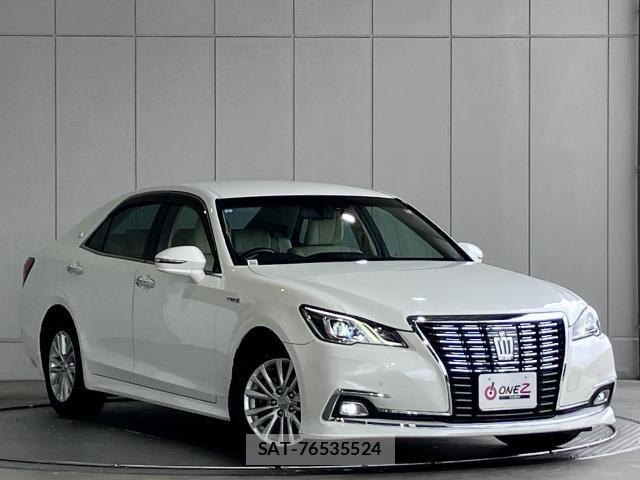 Toyota CROWN SEDAN 2017-02 6790869-26