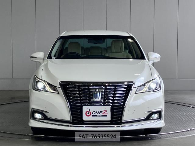 Toyota CROWN SEDAN 2017-02 6790869-27