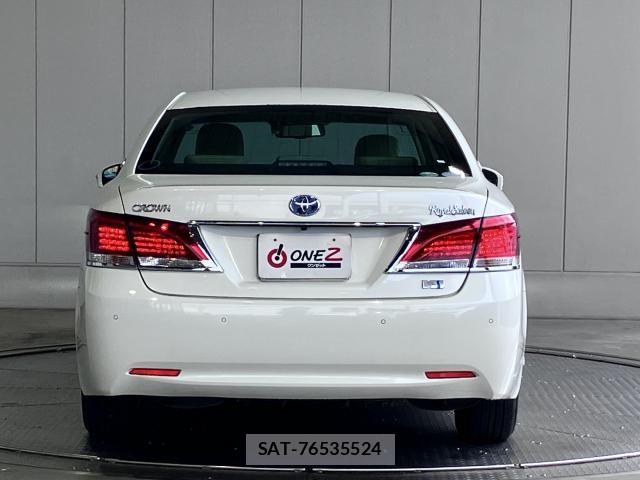 Toyota CROWN SEDAN 2017-02 6790869-29