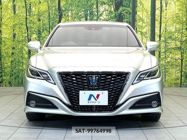 Toyota CROWN SEDAN 2018-08 6790859-13