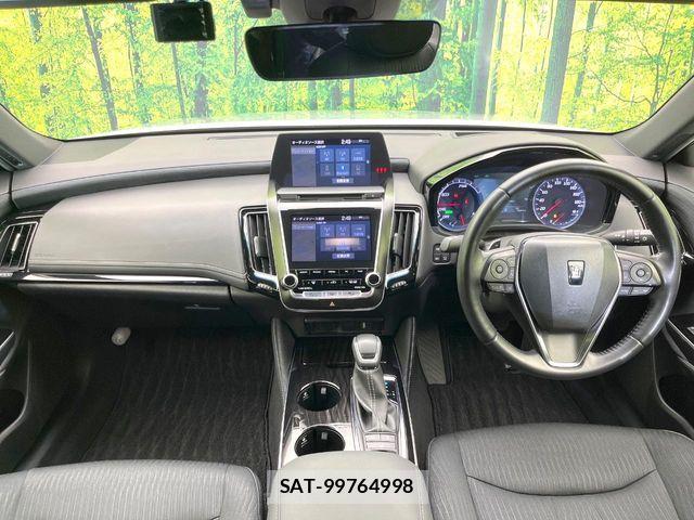 Toyota CROWN SEDAN 2018-08 6790859-1