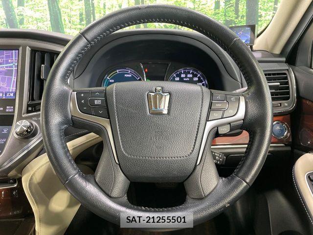 Toyota CROWN SEDAN 2013-11 6790884-9