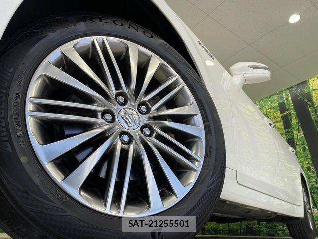 Toyota CROWN SEDAN 2013-11 6790884-12