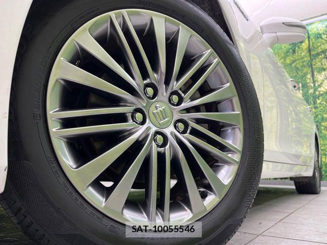 Toyota CROWN SEDAN 2013-06 6790895-12