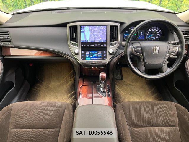 Toyota CROWN SEDAN 2013-06 6790895-1