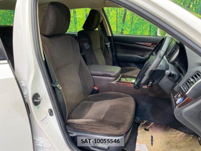 Toyota CROWN SEDAN 2013-06 6790895-7