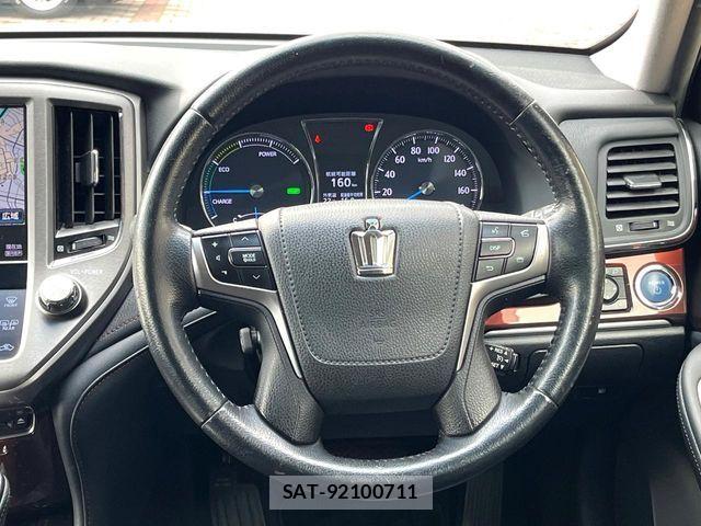 Toyota CROWN SEDAN 2015-05 6790890-10
