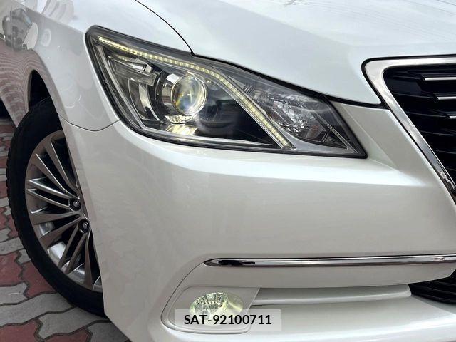 Toyota CROWN SEDAN 2015-05 6790890-11