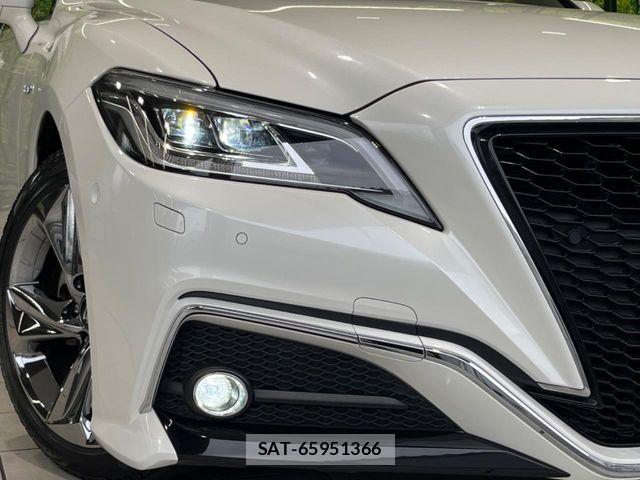 Toyota CROWN SEDAN 2018-11 6790845-11
