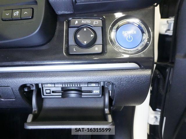 Toyota CROWN SEDAN 2013-07 6790882-12
